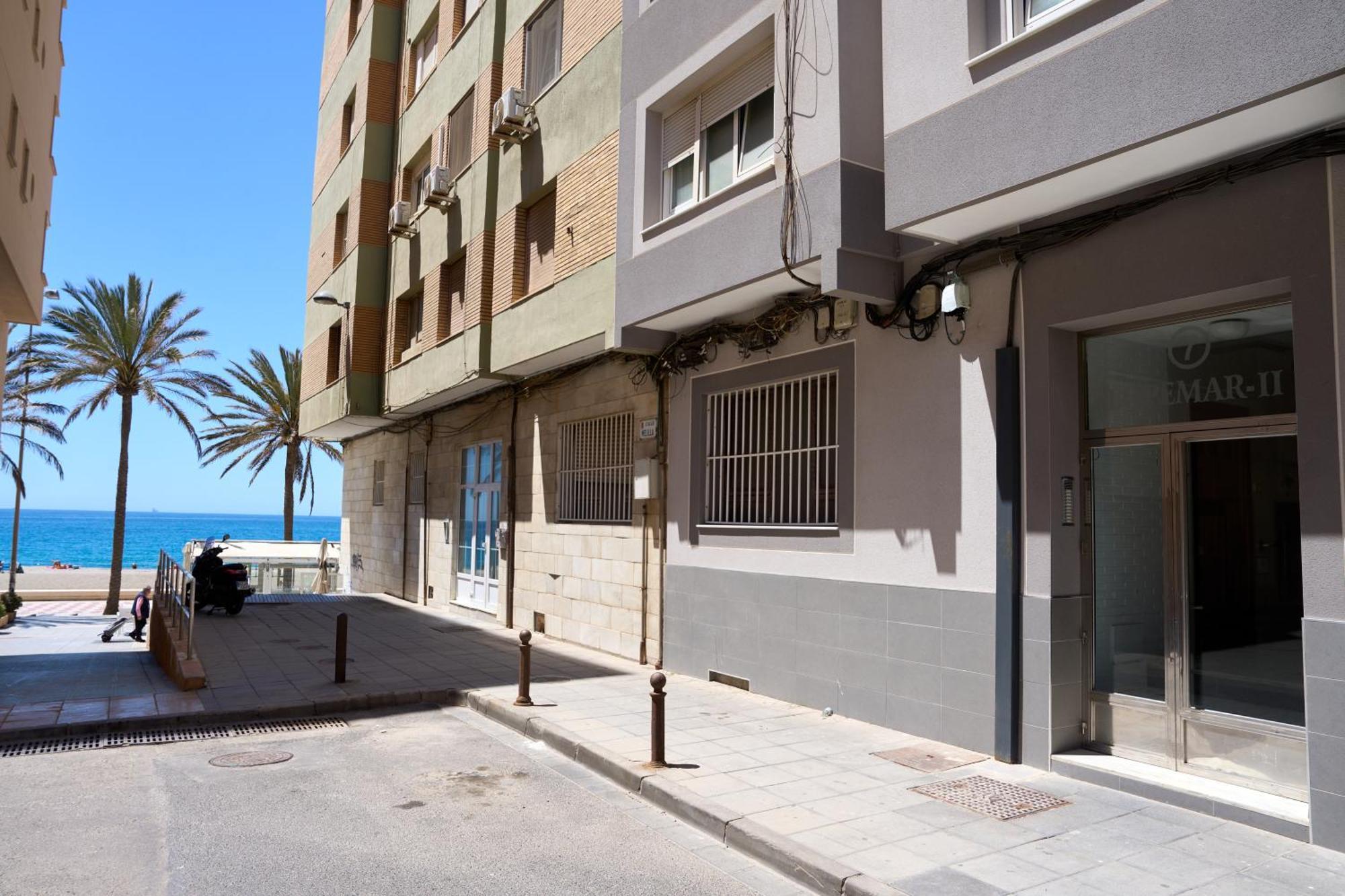 Paseo Maritimo - Apartamento A Estrenar, A Pie De Playa, Con 2 Banos Almería Exterior foto