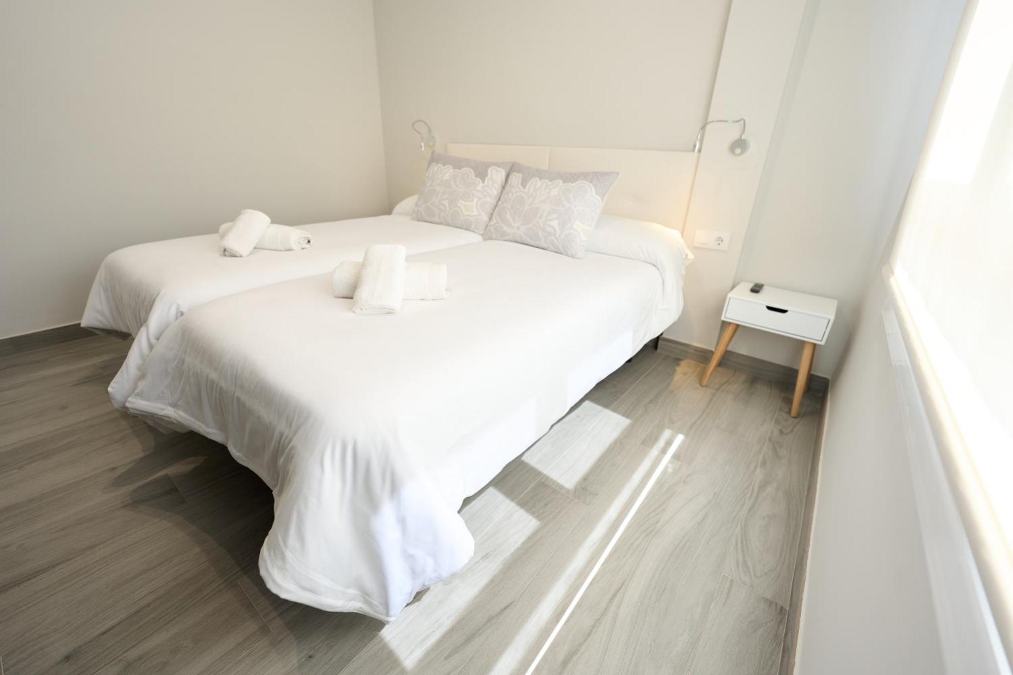 Paseo Maritimo - Apartamento A Estrenar, A Pie De Playa, Con 2 Banos Almería Exterior foto