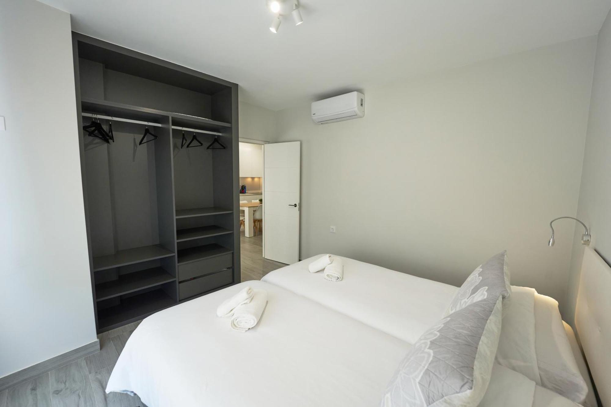 Paseo Maritimo - Apartamento A Estrenar, A Pie De Playa, Con 2 Banos Almería Exterior foto